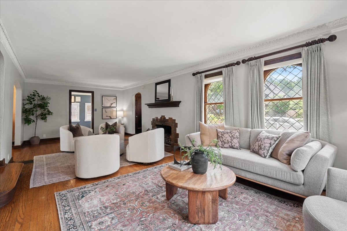 Light-filled living space
